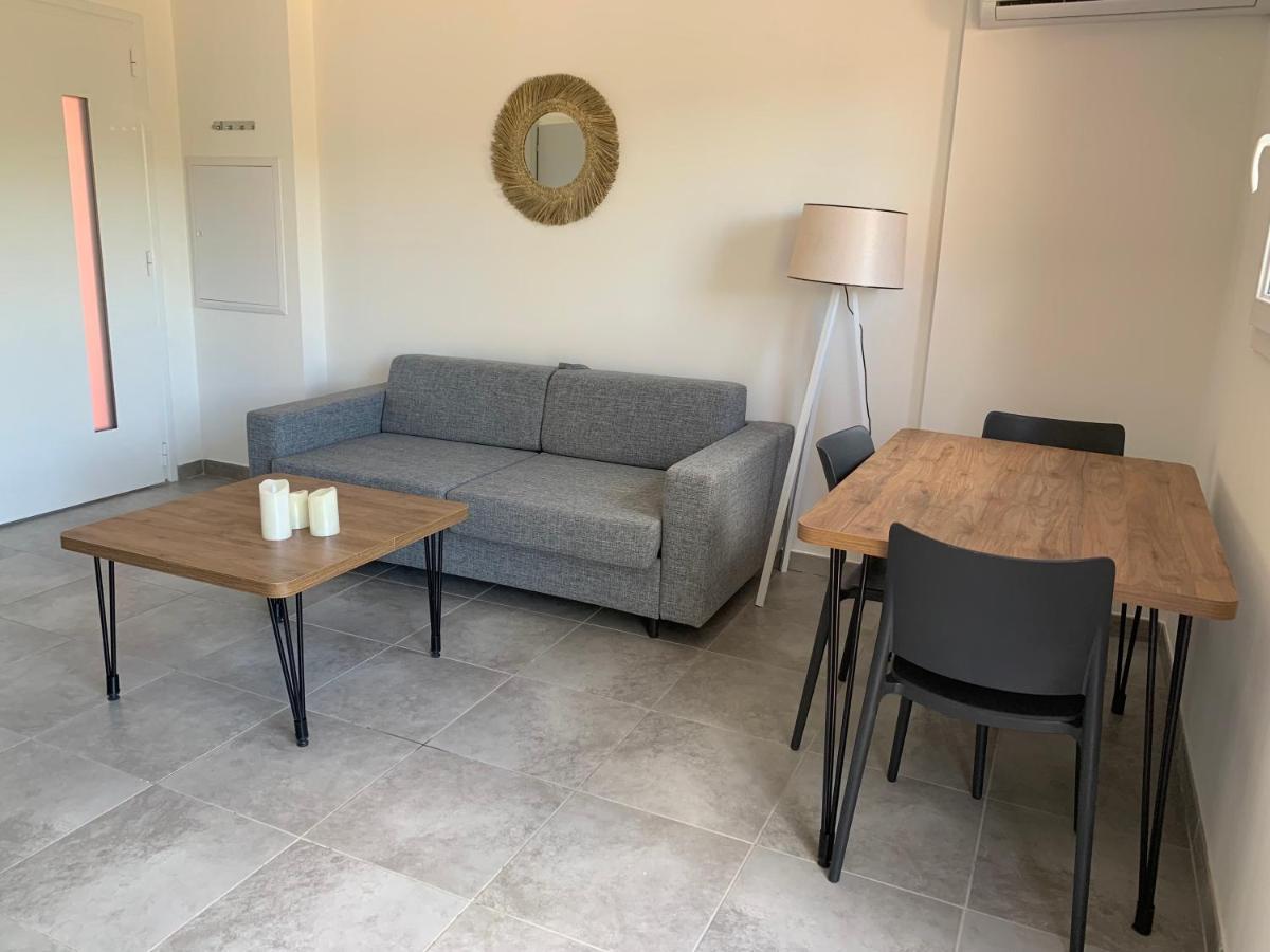 Residence Hoteliere Les Hameaux De Saint Cyprien Appartement 2 Chambres Леччи Екстериор снимка