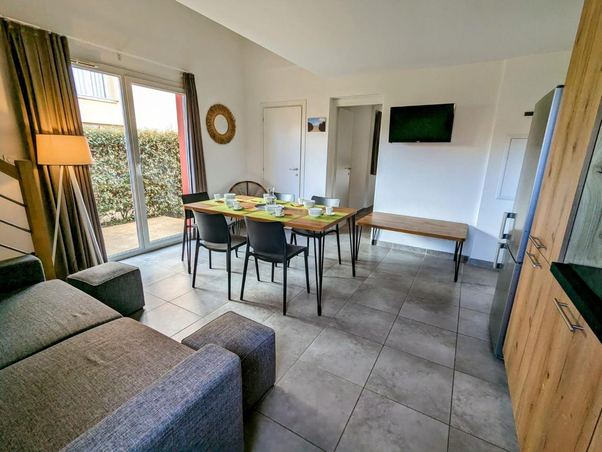 Residence Hoteliere Les Hameaux De Saint Cyprien Appartement 2 Chambres Леччи Екстериор снимка