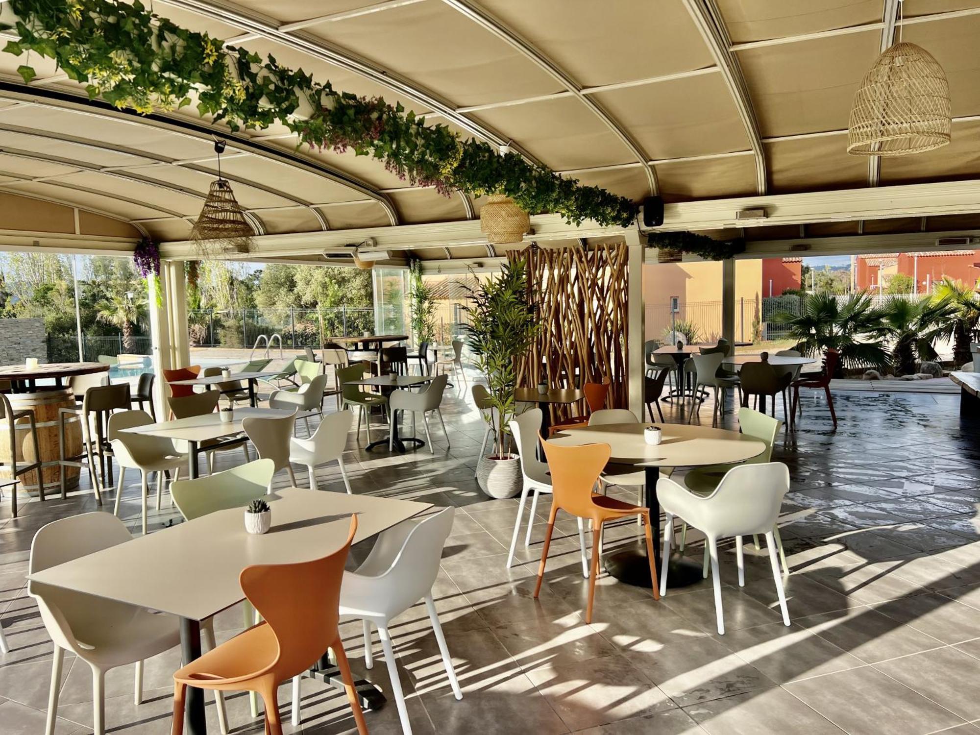 Residence Hoteliere Les Hameaux De Saint Cyprien Appartement 2 Chambres Леччи Екстериор снимка
