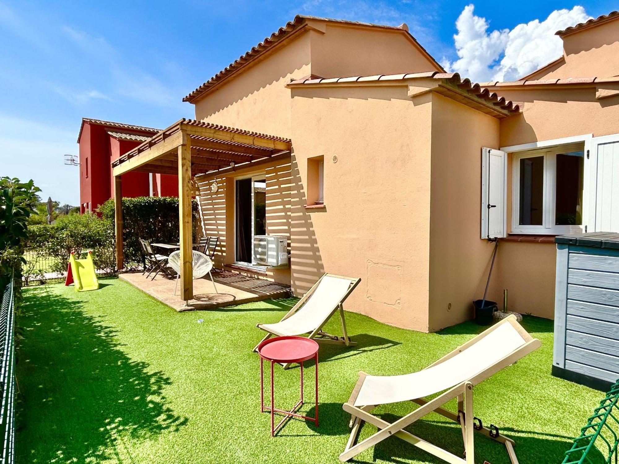 Residence Hoteliere Les Hameaux De Saint Cyprien Appartement 2 Chambres Леччи Екстериор снимка