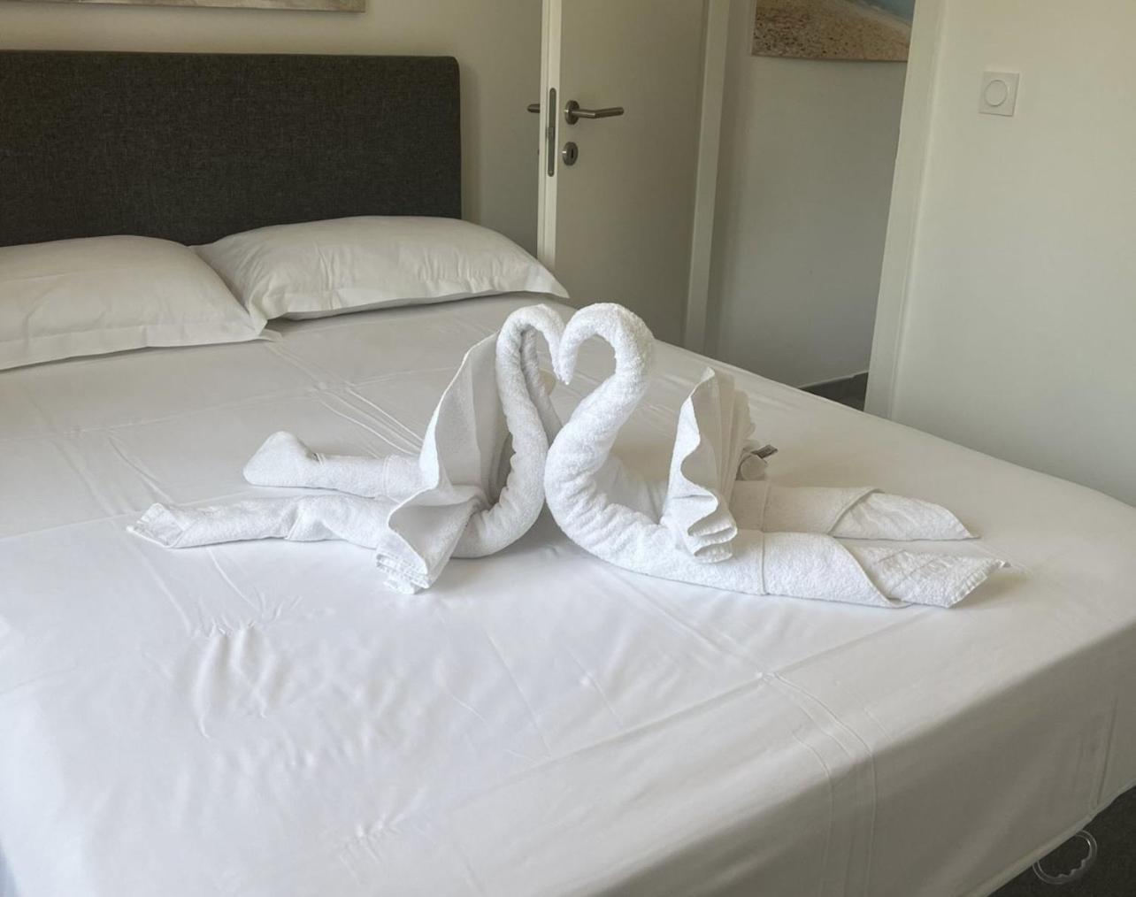 Residence Hoteliere Les Hameaux De Saint Cyprien Appartement 2 Chambres Леччи Екстериор снимка