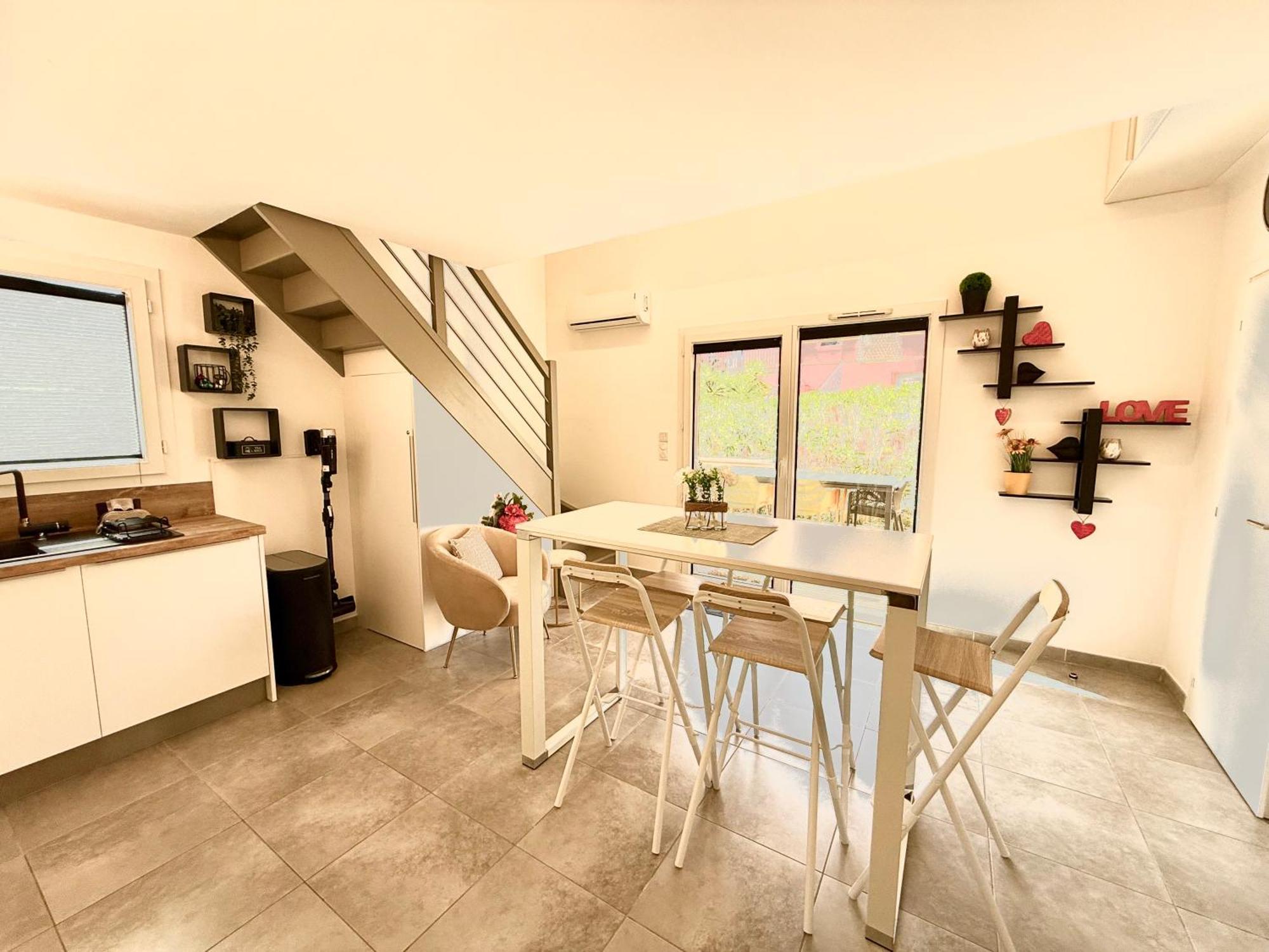 Residence Hoteliere Les Hameaux De Saint Cyprien Appartement 2 Chambres Леччи Екстериор снимка